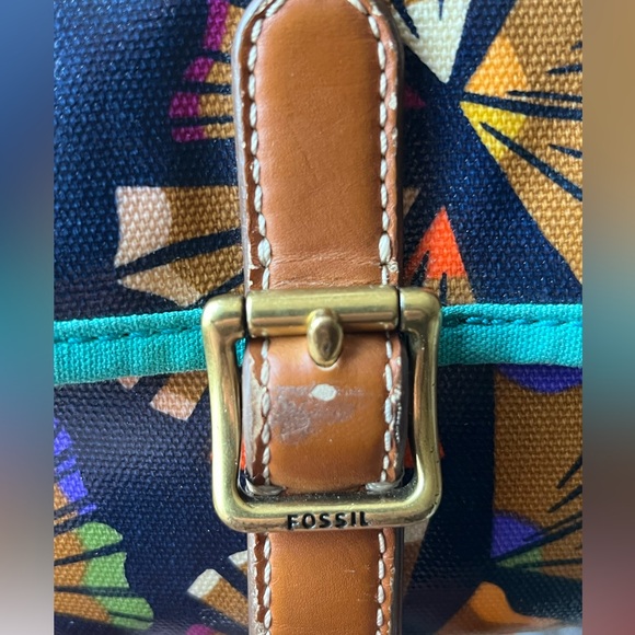 Fossil Navy Crossbody with Brown Strap and Multicolor Floral Accents - Picture 5 of 7